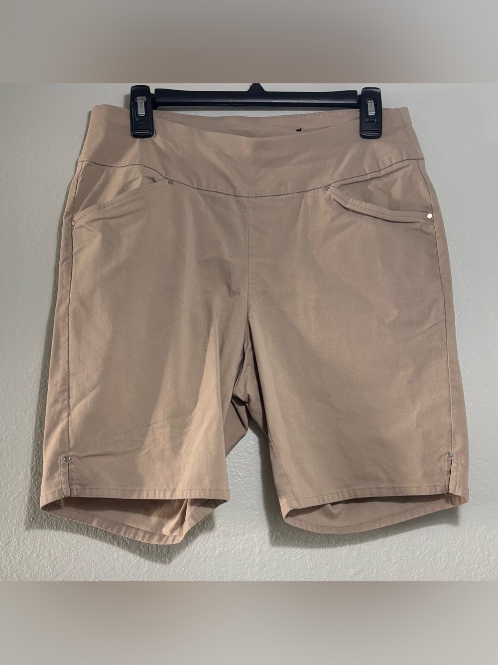 3 out of 4 season must shorts